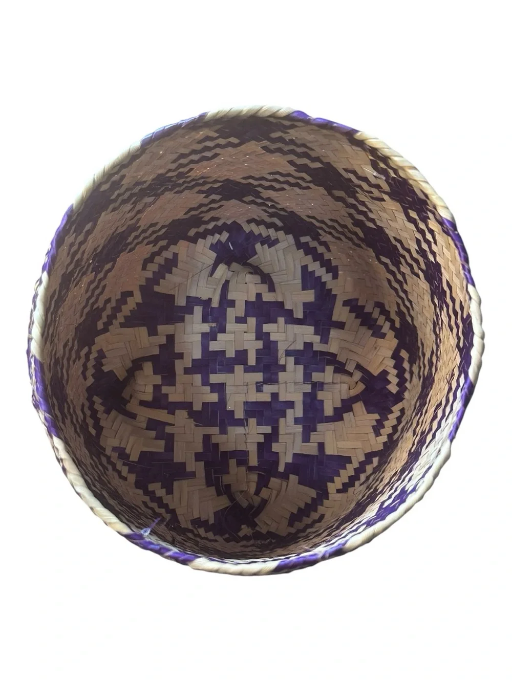 GlobeIn Handwoven Basket w Lid Emilia Garcia Martinez Oaxaca Mexico Purple